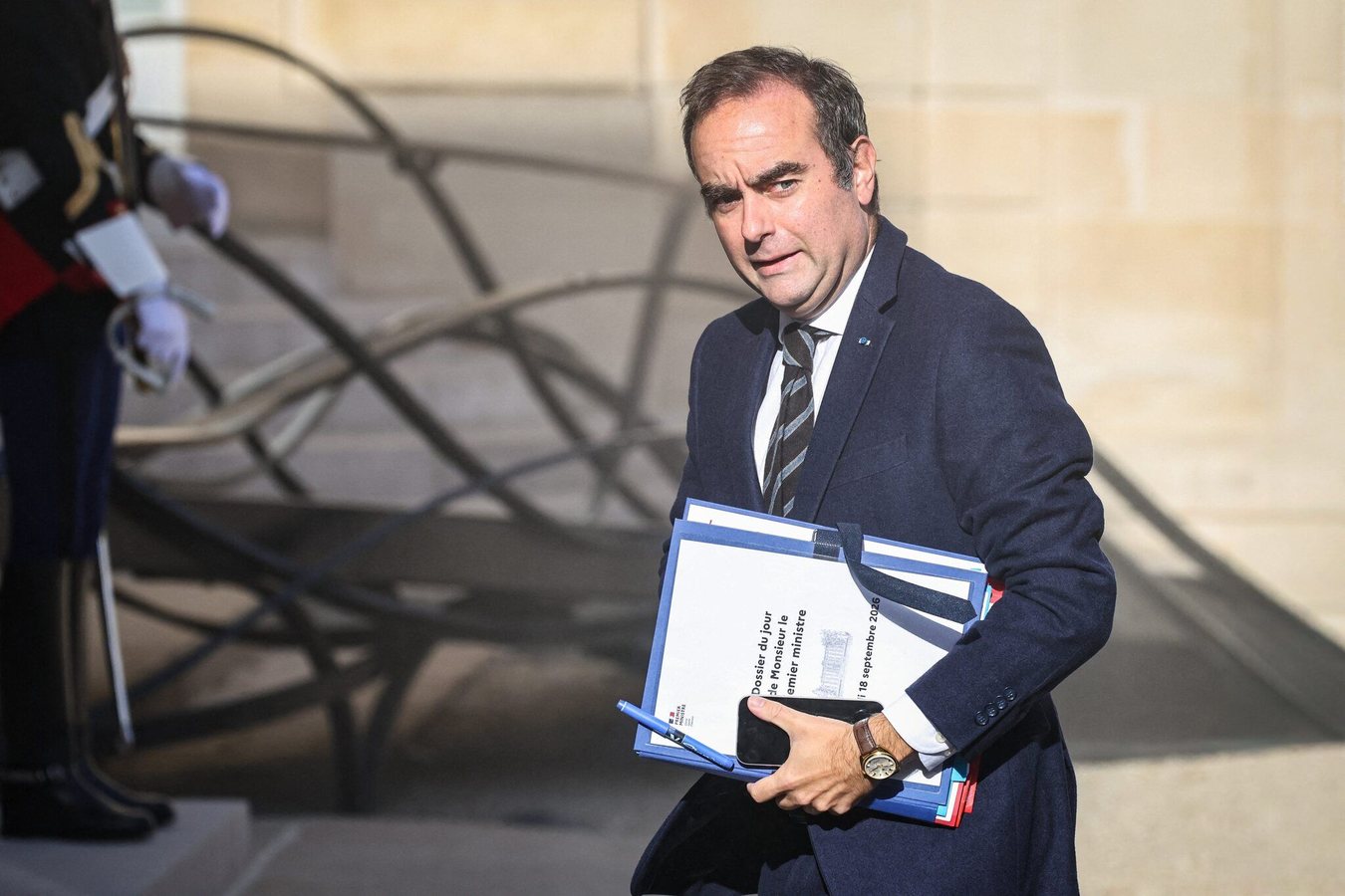 Budget 2027 : Lecornu promet 1,5 milliard d'euros supplémentaires aux départements