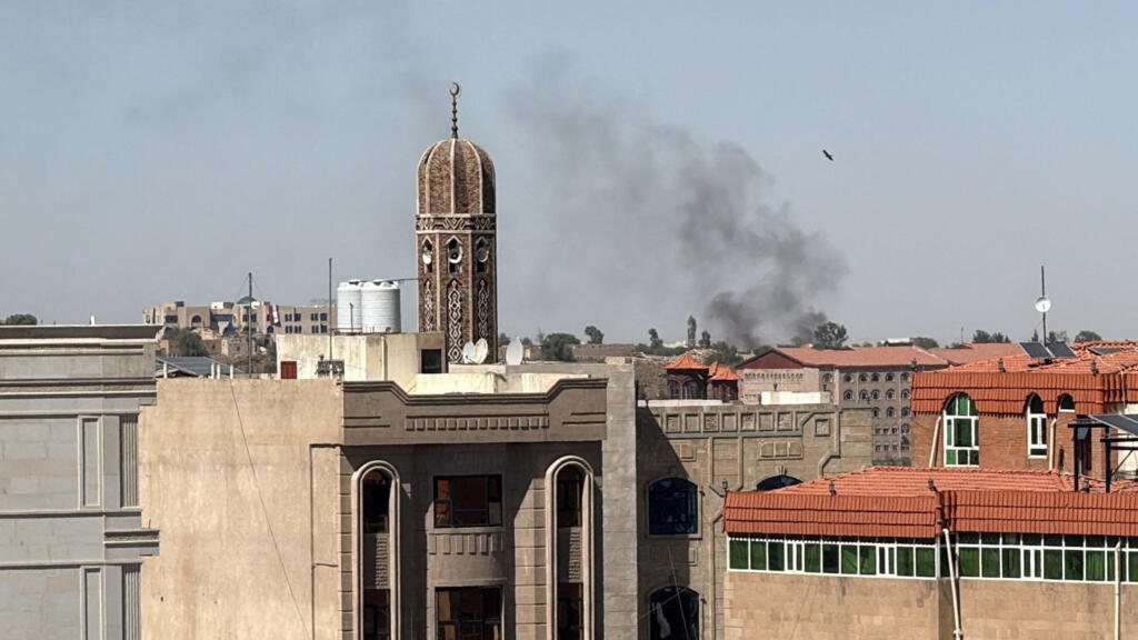 Frappes saoudiennes près de Sanaa, les houthistes menacent Riyad