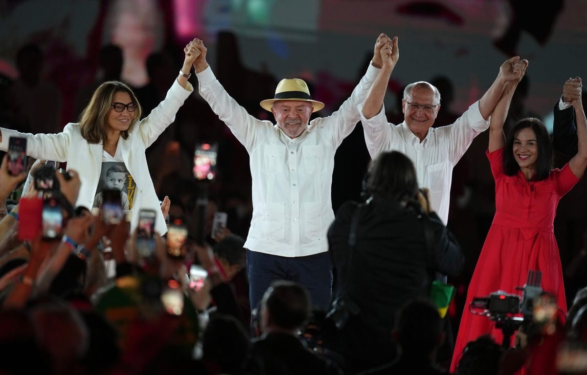 Lula se porte officiellement candidat à un quatrième et dernier mandat au Brésil