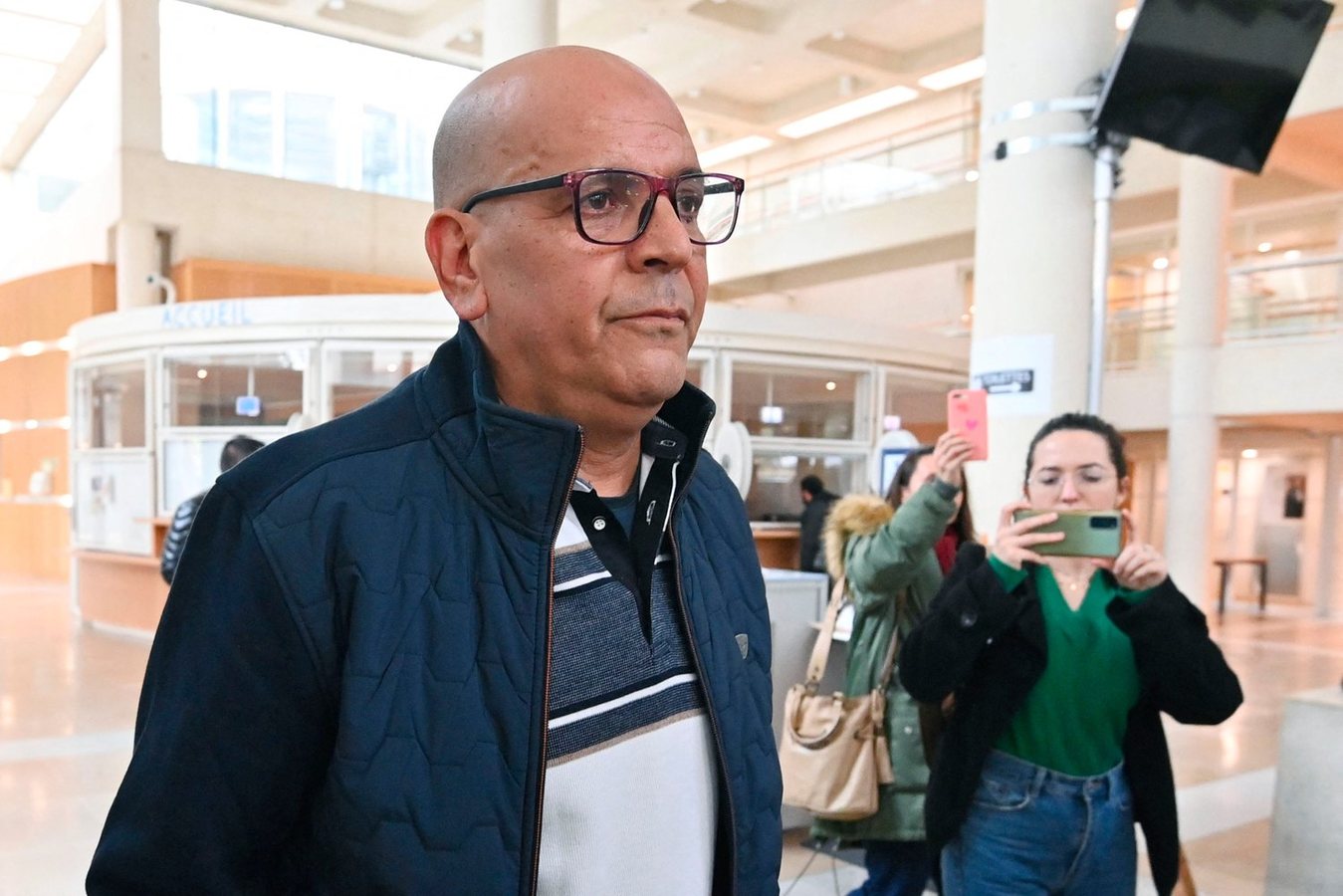 L'expulsion « en urgence absolue » de l'influenceur algérien Doualemn annulée par le tribunal administratif de Paris