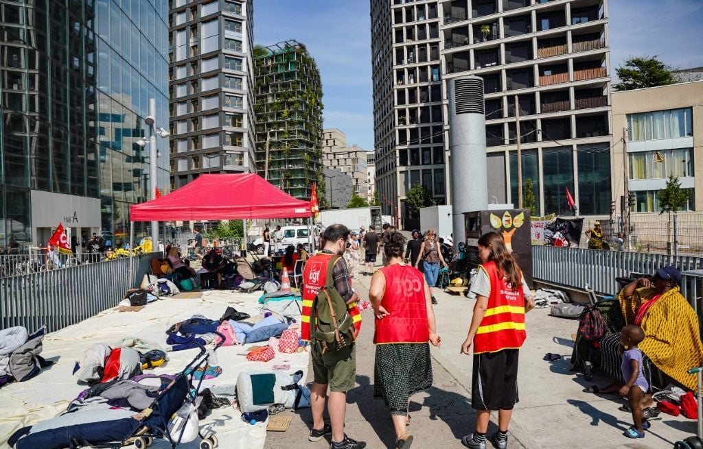 Grève au Samusocial de Paris: des familles menacées d'expulsion pour « rééquilibrer le budget »