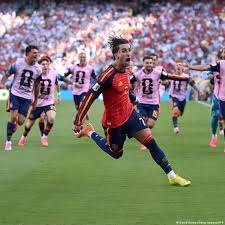 L'Espagne renverse l'Argentine et remporte la Coupe du monde 2026