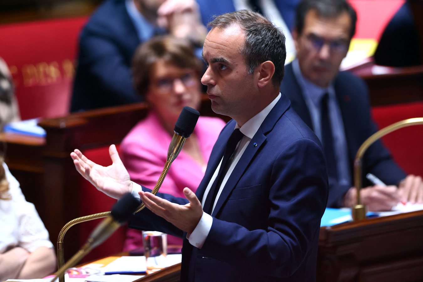 Plusieurs collaborateurs ministériels écartés après des tests de dépistage de drogue positifs