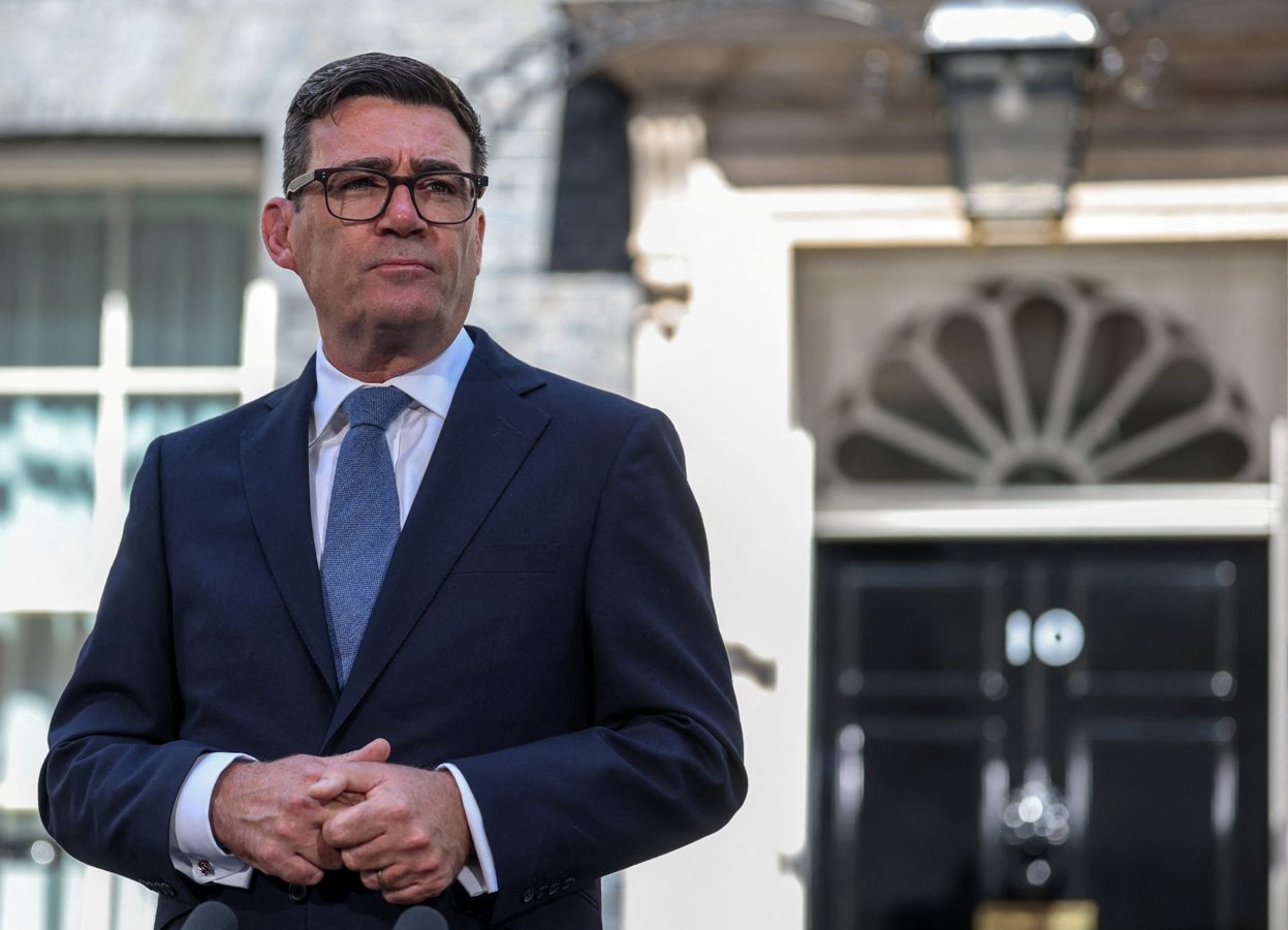 Le nouveau gouvernement britannique supprime la TVA sur l'électricité pour l'hiver prochain