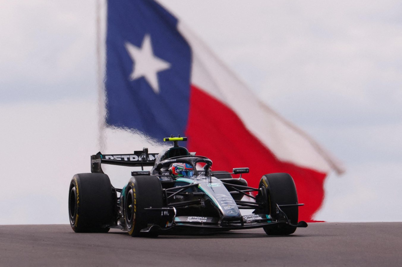 Kimi Antonelli remporte le Grand Prix des États-Unis et se rapproche du titre