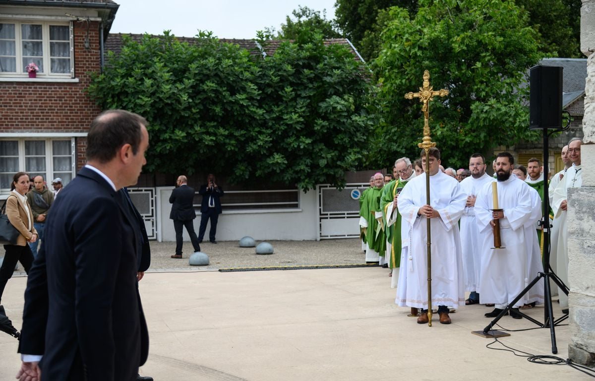 Saint-Étienne-du-Rouvray célèbre la fraternité dix ans après l'attentat du père Hamel