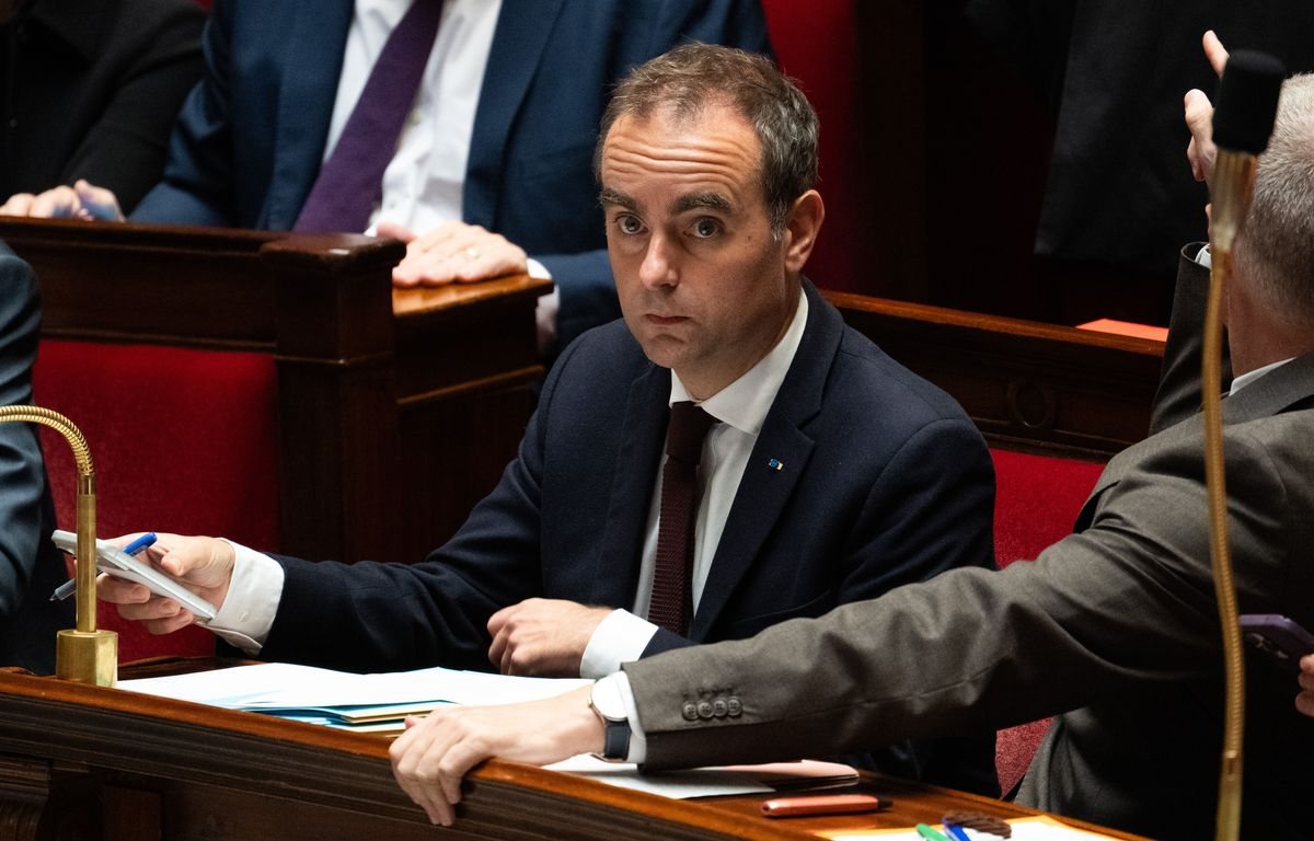 Emmanuel Macron présidera un conseil de sécurité jeudi matin avec Lecornu et les services de renseignement