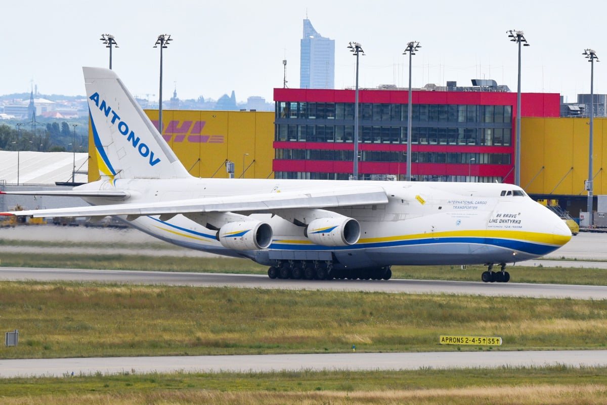 À Leipzig, un drone explosif aurait touché l’aile d’un Antonov ukrainien