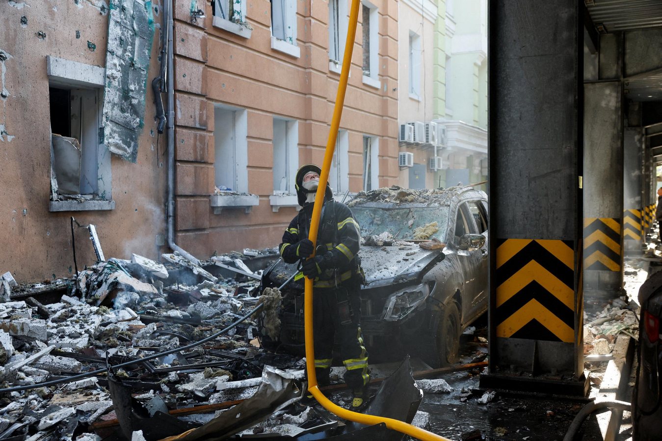 Frappes russes sur les infrastructures de transport en Ukraine : deux morts