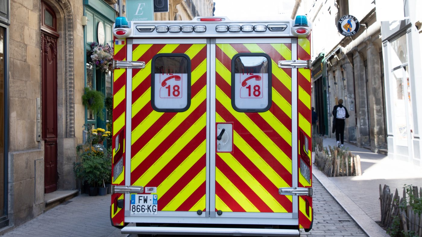 Clermont-Ferrand : une voiture force le passage lors de la marche pour le climat, quatre blessés légers