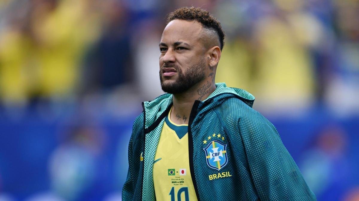 Neymar entretient le doute sur son avenir, son père écarte une retraite proche