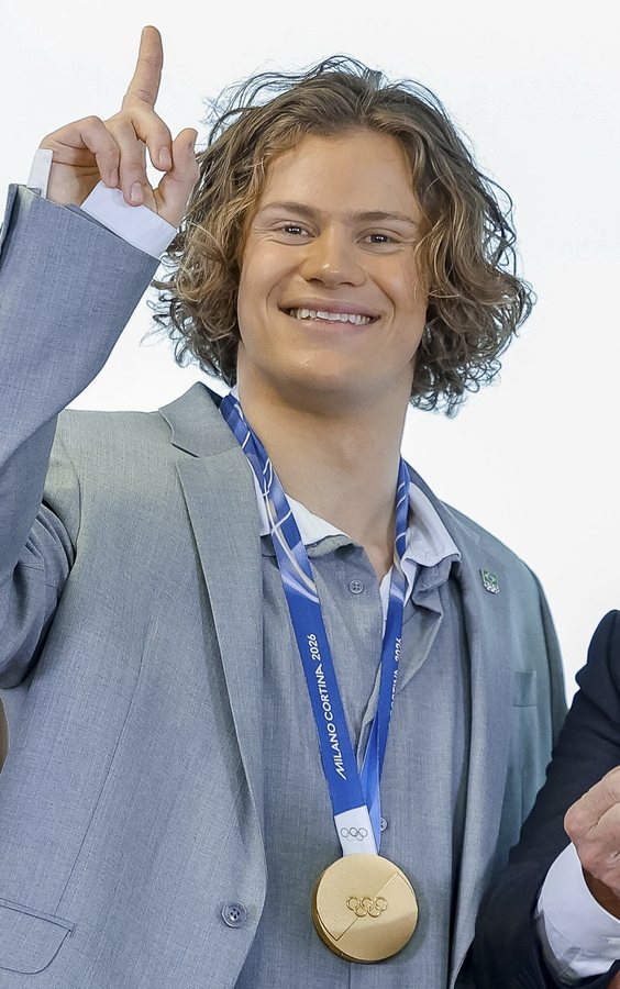 Lucas Pinheiro Braathen remporte le géant d’ouverture à Sölden