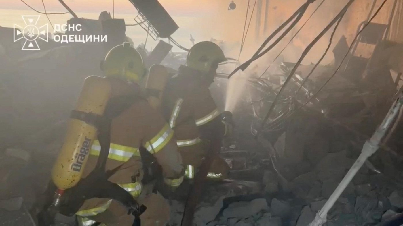 Frappes russes nocturnes en Ukraine : quatre morts, dont deux dans une usine ArcelorMittal