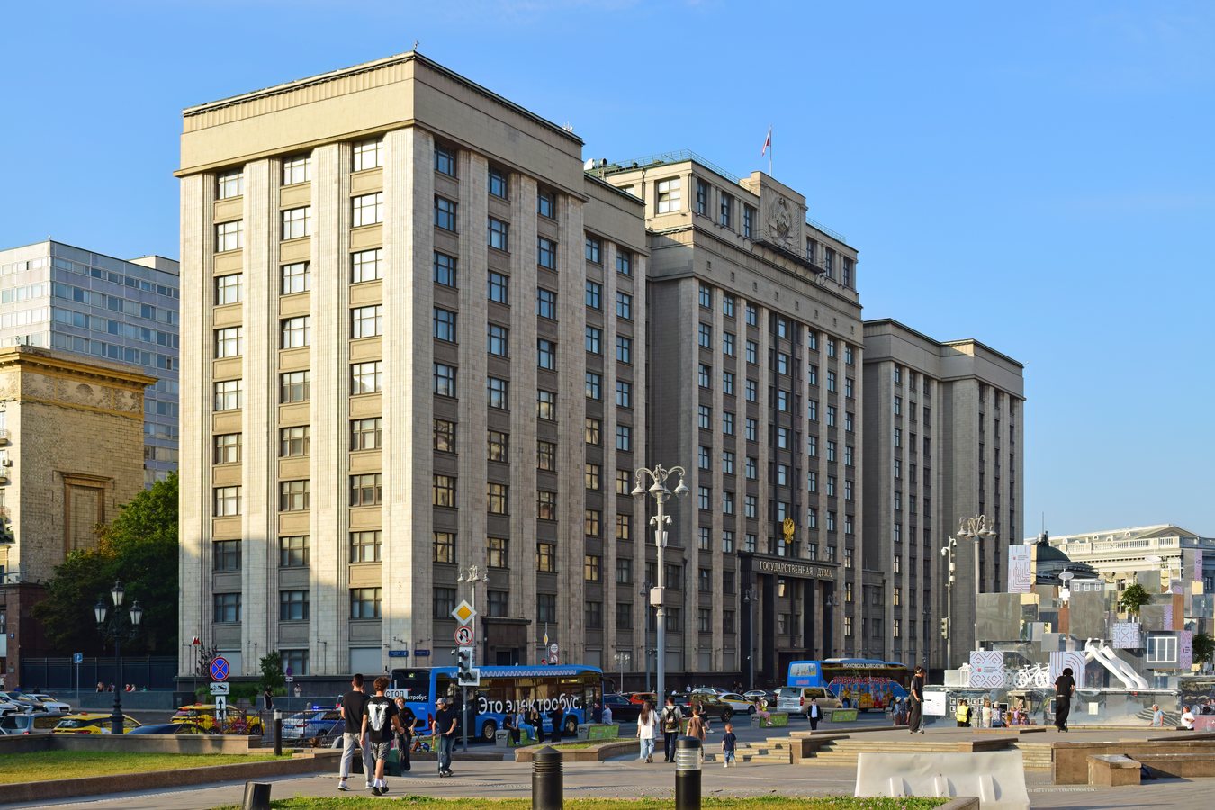 La Russie élargit son recrutement militaire avant les législatives