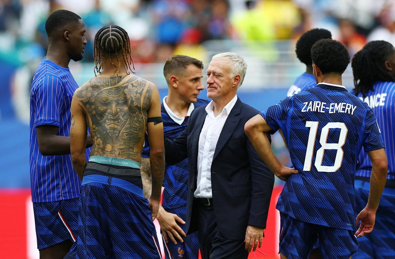 Didier Deschamps fait ses adieux aux Bleus avec émotion après quatorze ans à la tête de l'équipe de France