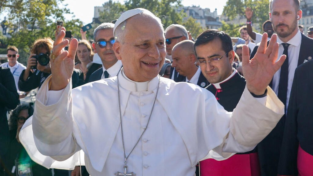 Le pape Léon XIV entame une visite de quatre jours en France