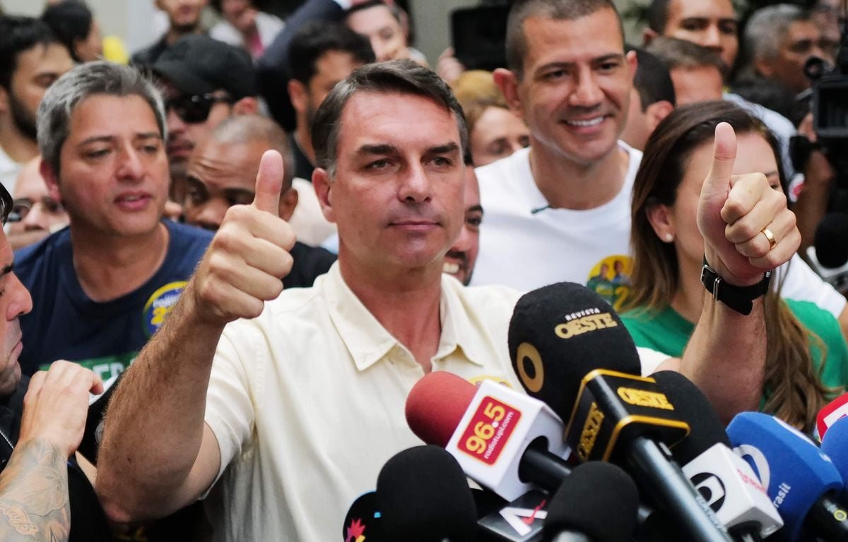 Présidentielle au Brésil : Flavio Bolsonaro devance Lula et se rapproche de la victoire
