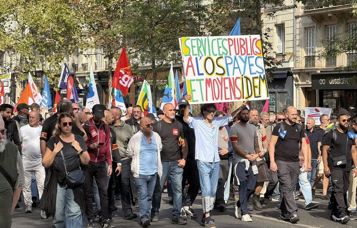 Fonctionnaires mobilisés contre le gel du point d'indice et la perte de pouvoir d'achat