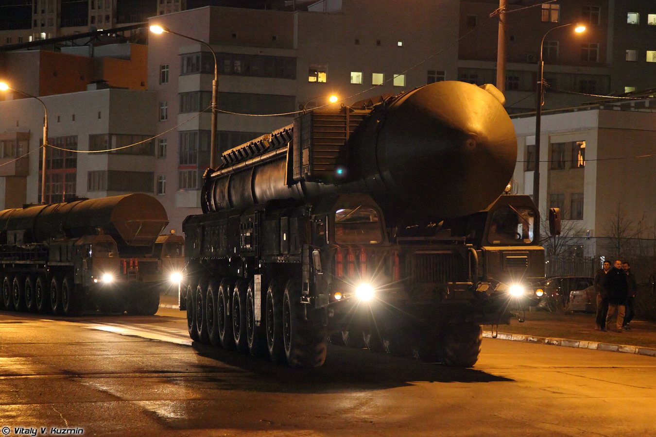 Le scénario nucléaire gagne du terrain dans les discussions russes