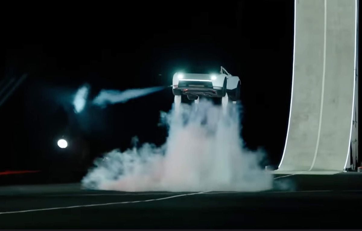 La Tesla « volante » de Musk n'est pas un aéronef pour le régulateur américain