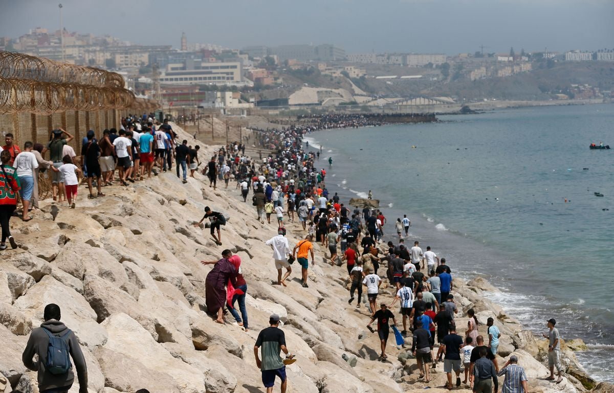 L'Espagne soupçonne une pression politique du Maroc après l'afflux de migrants à Ceuta