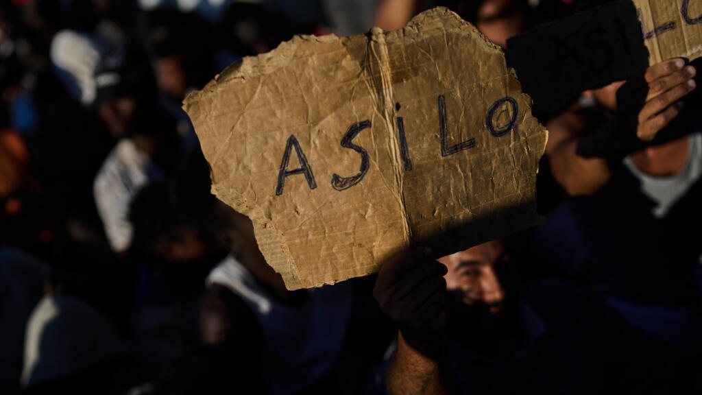 L'afflux de migrants à Ceuta met l'unité de l'UE à l'épreuve