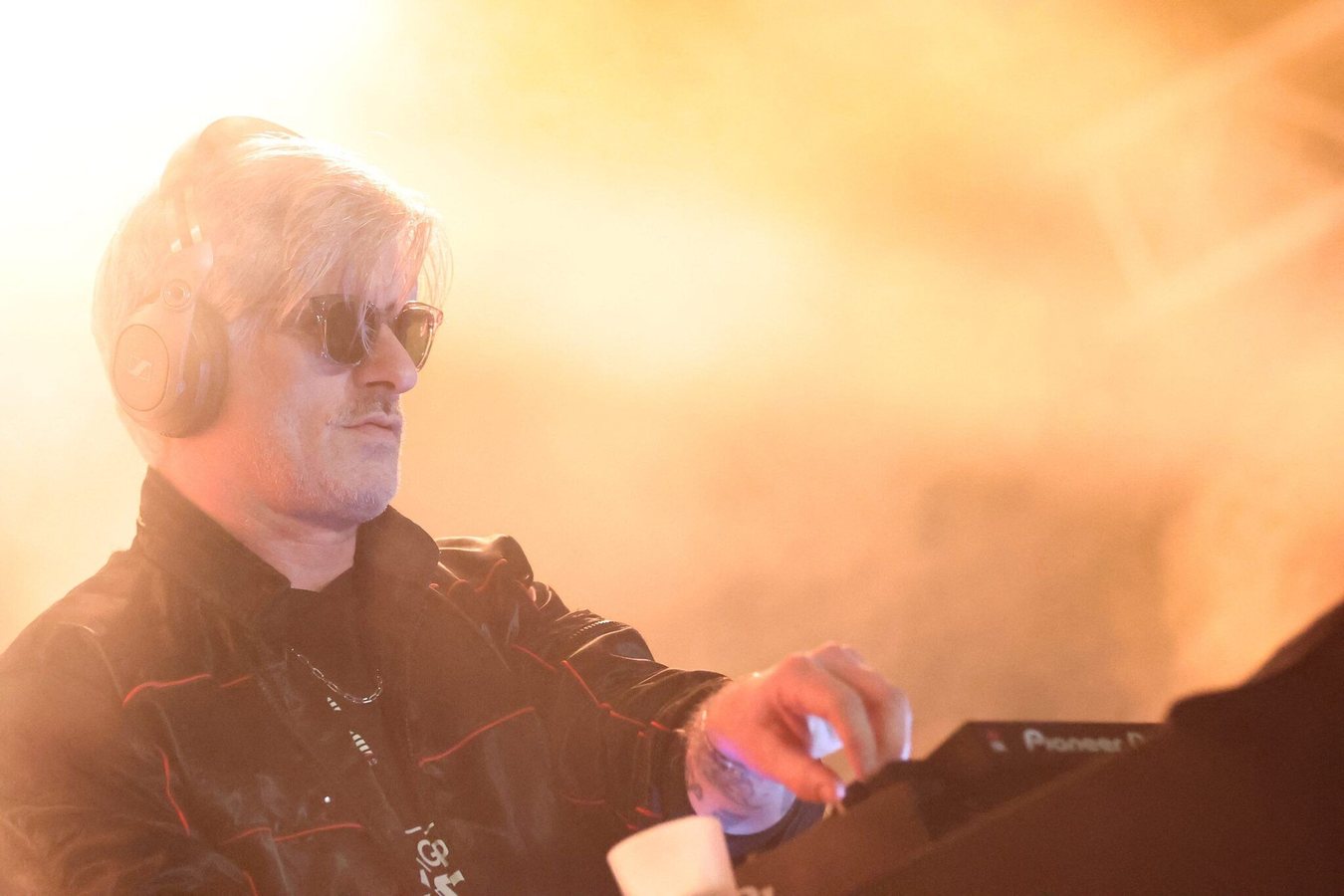 Le DJ français Kavinsky retrouvé mort à son domicile parisien